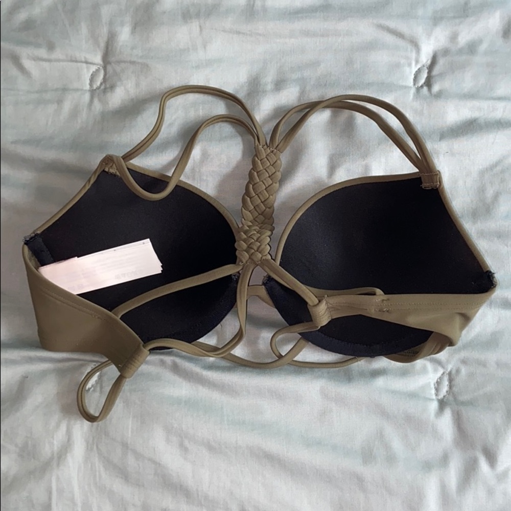Hollister bikini top - Picture 2 of 3